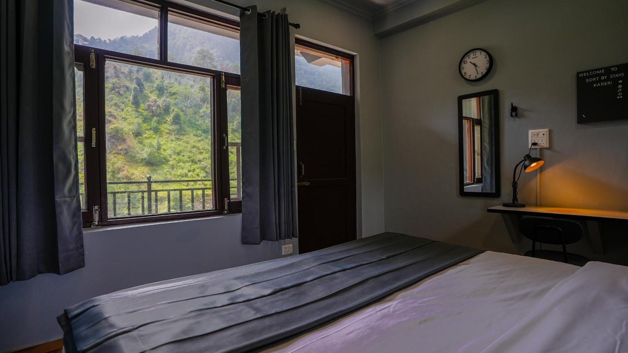 Sort By Stays, Kareri Dharamshala Extérieur photo